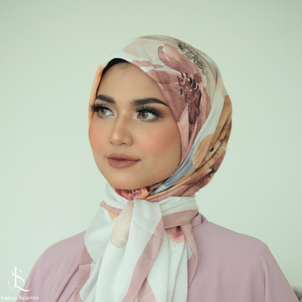 Luissa Flora Pure Comfort Hijab Segi Empat 120cm - Gambar 3