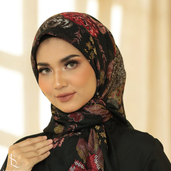 Luissa Mozaik Lembut Luxe Tassel Segi Empat 100cm